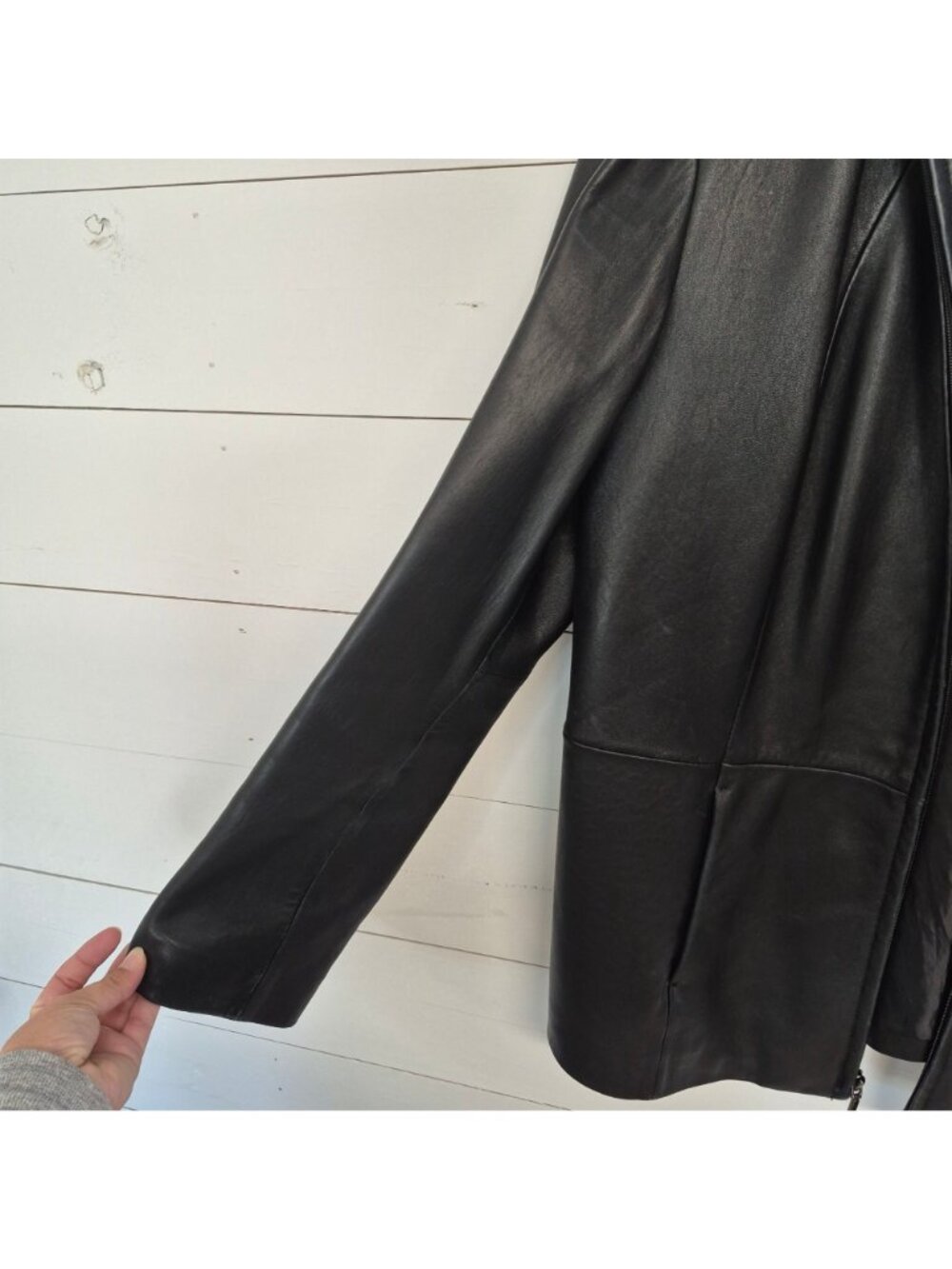 Kenneth Cole Reaction XL Black Leather Jacket With Pockets & Zip-Up Front - Picture 4 of 9